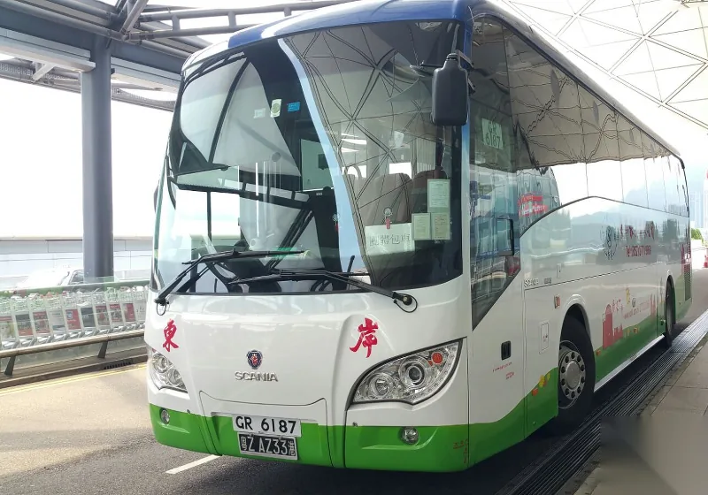 东莞45座粤港两地牌大巴实拍